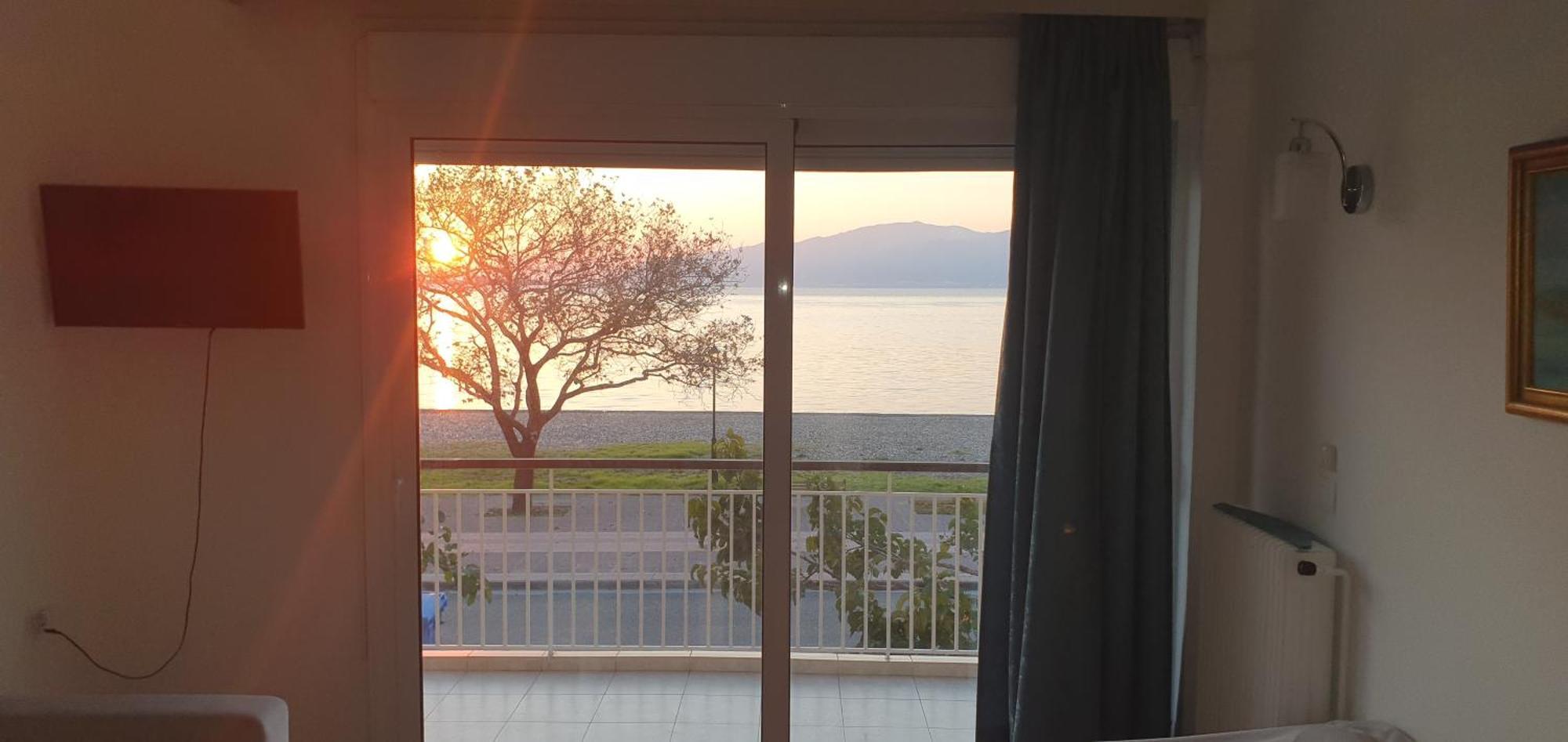 Nafpaktos Beach House Exterior foto