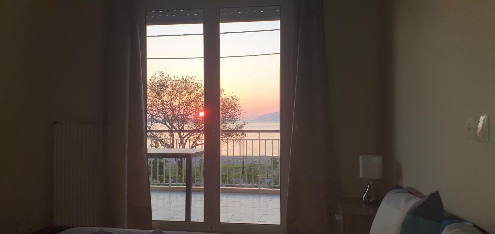 Nafpaktos Beach House Exterior foto